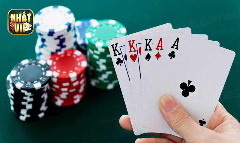 Thứ tự bài Poker nghĩa là gì?